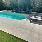 Modern 5-bedroom With Swimming Pool In * Cannes